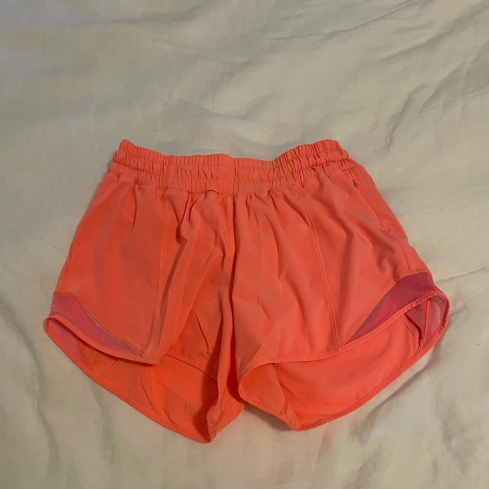 Lululemon Hotty Hot Short 4 inch
